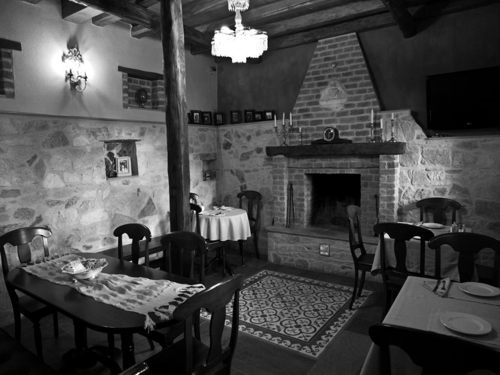 Boutique Hotel Kokkino Spiti 베리아 외부 사진